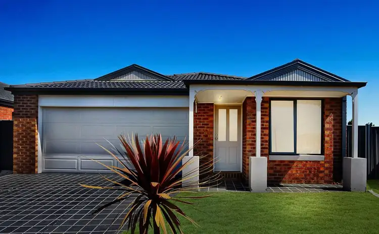 72 Hatchlands Drive, Deer Park VIC 3023