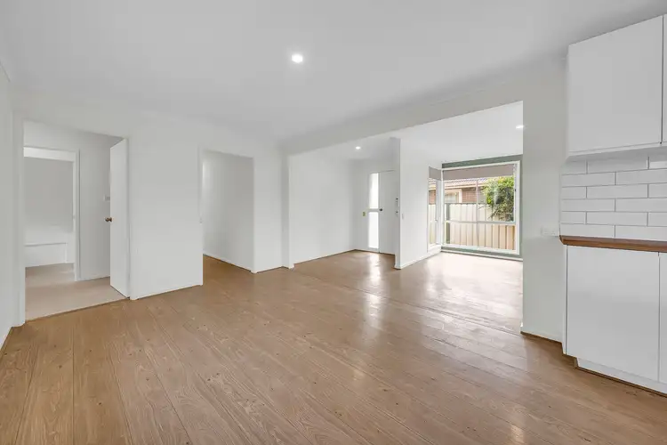 60 Oakwood Road, Albanvale VIC 3021