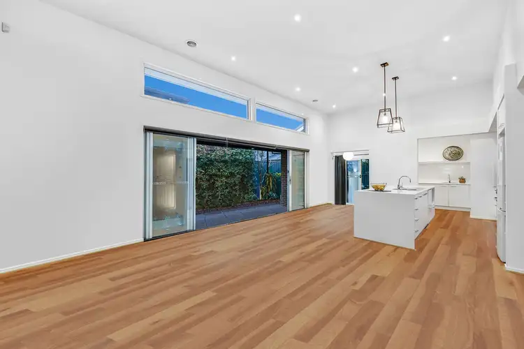 Fourth view of Homely house listing, 5 Broadleaf Court, Keysborough VIC 3173