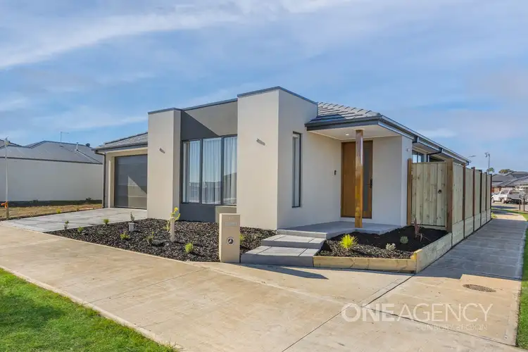 Third view of Homely house listing, 19 Vilana Drive, Sunbury VIC 3429