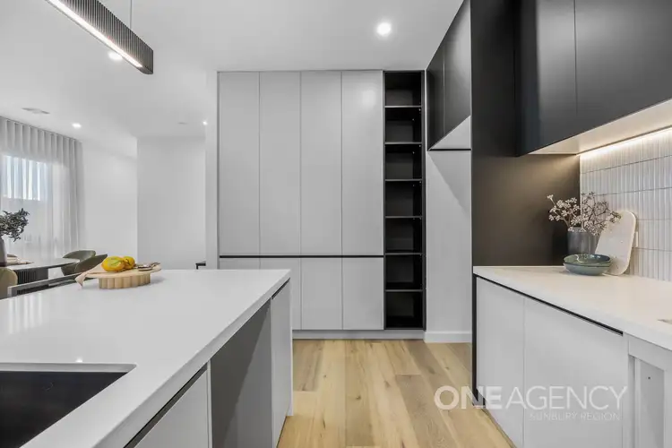 Sixth view of Homely house listing, 19 Vilana Drive, Sunbury VIC 3429