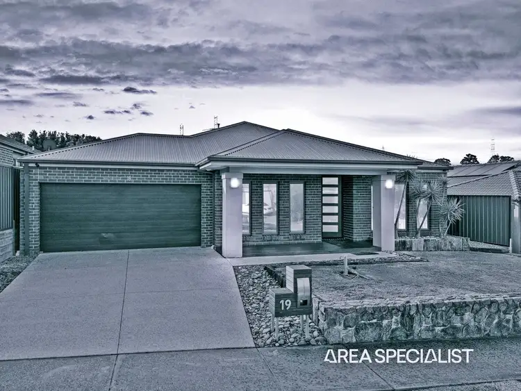 Main view of Homely house listing, 19 Corymbia Promenade, Pakenham VIC 3810