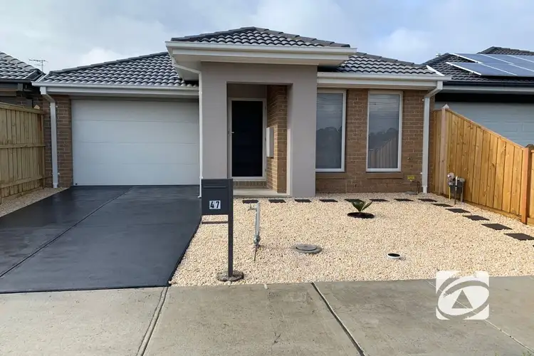 47 Troups Creek Promenade, Narre Warren VIC 3805
