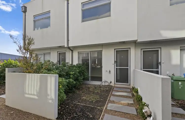 10 Axel Walk, Cranbourne North VIC 3977