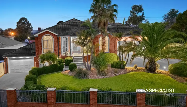 30 Glen Vista Drive, Narre Warren North VIC 3804