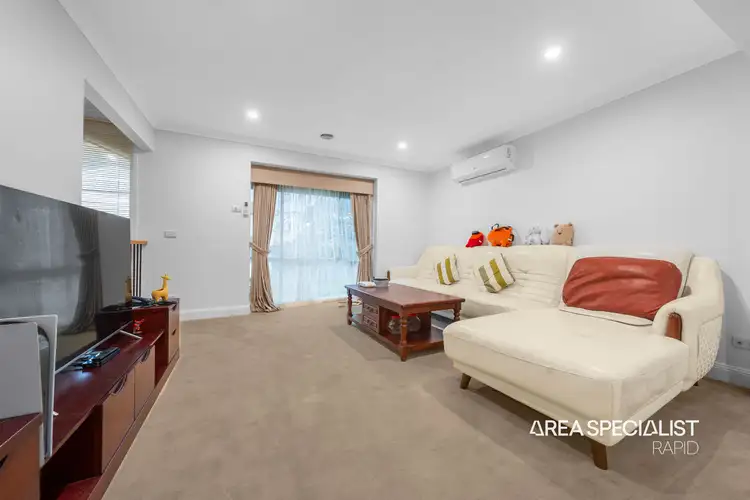 Fifth view of Homely house listing, 10 Cremona Place, Narre Warren South VIC 3805
