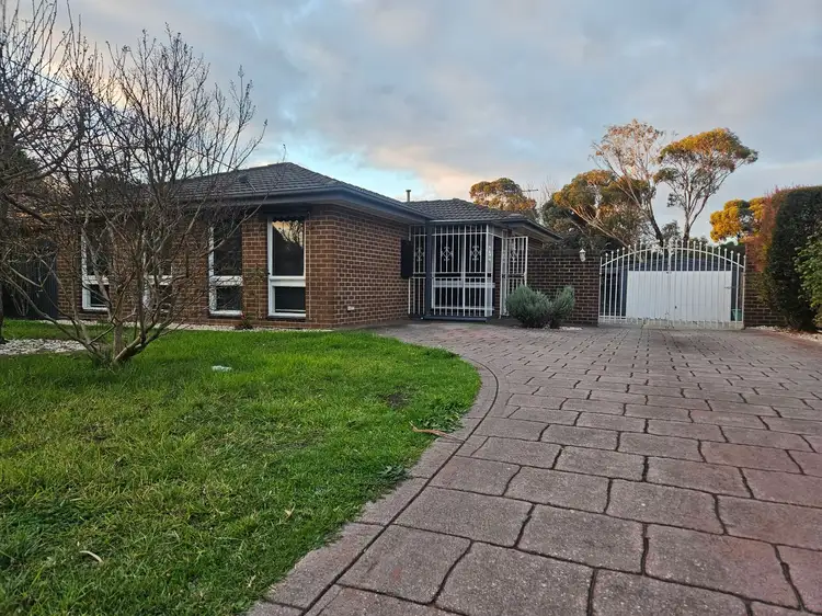 3 Mitford Crescent, Craigieburn VIC 3064