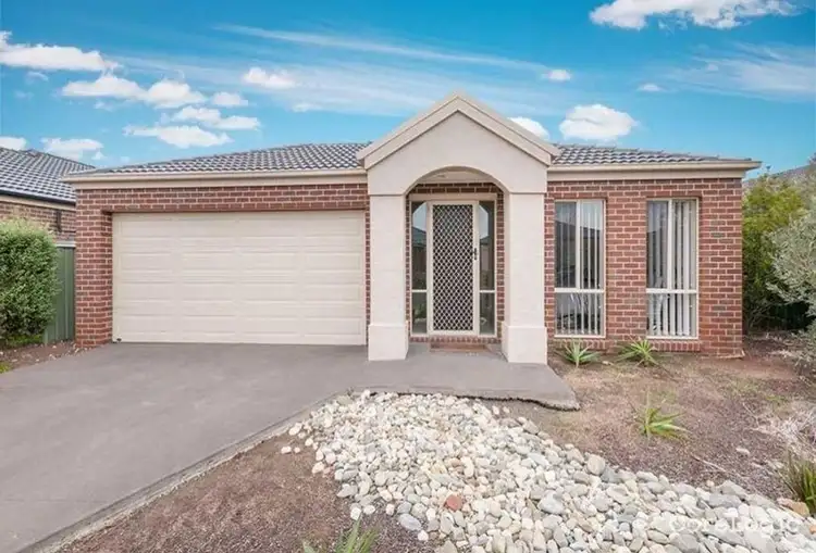 18 Butler Grove, Wyndham Vale VIC 3024