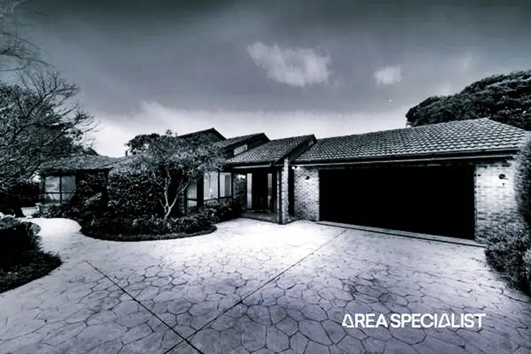 2 Moonlight Drive