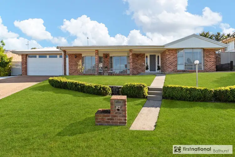 87 Lorimer Street, Bathurst NSW 2795