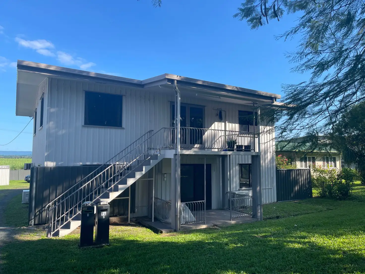 Main view of Homely unit listing, 2/94 River Avenue, Mighell QLD 4860