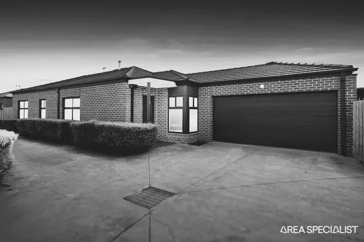 3/37 Wickham Street, Melton South VIC 3338