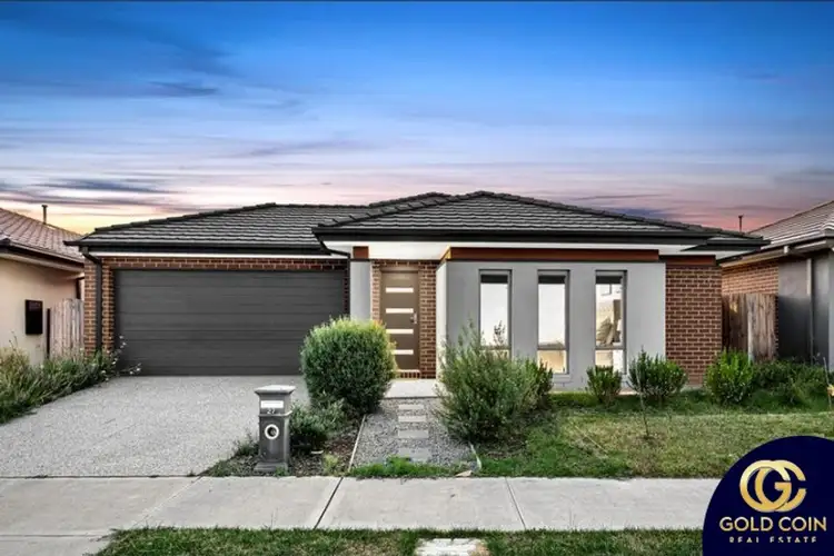 27 Smiths Lane, Clyde North VIC 3978