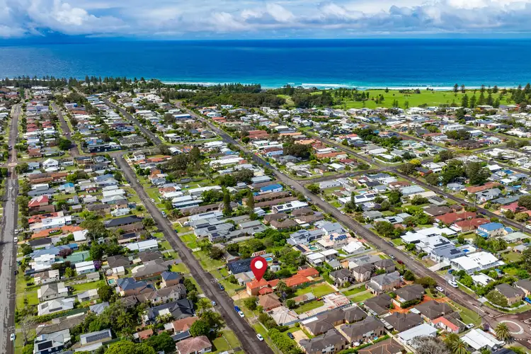 Second view of Homely townhouse listing, 1/53 Surf Street, Long Jetty NSW 2261