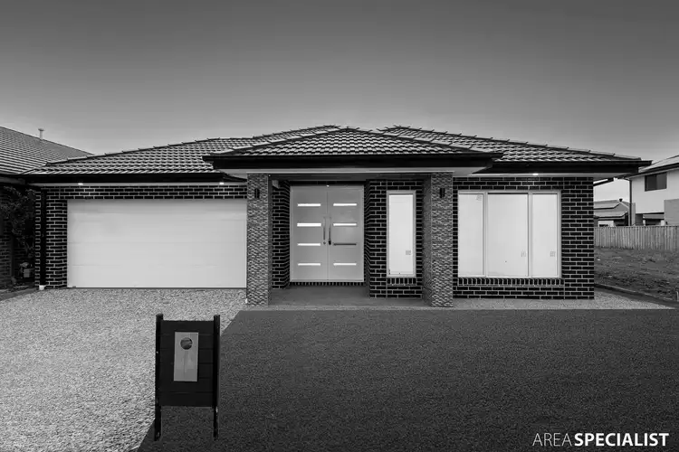 14 Ormiston Crescent, Werribee VIC 3030