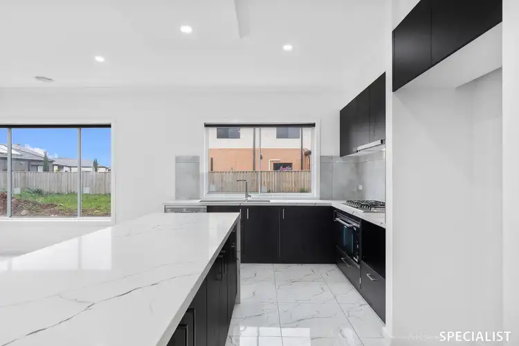 Fifth view of Homely house listing, 14 Ormiston Crescent, Werribee VIC 3030