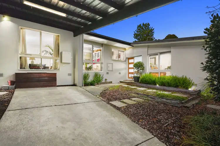 16 Mont Albert Road, Ferntree Gully VIC 3156