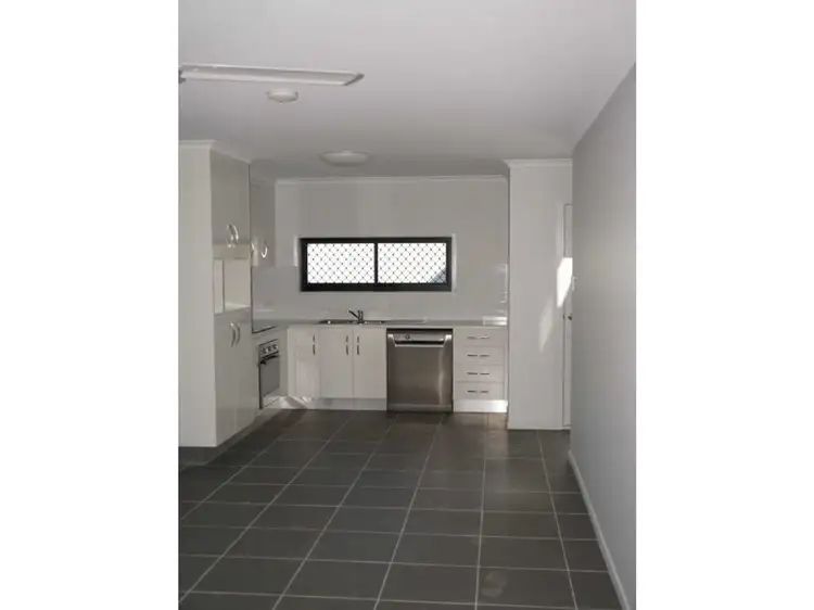 Second view of Homely unit listing, 8/2 Makybe Diva Drive, Ooralea QLD 4740