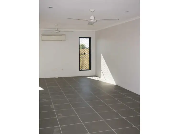 Third view of Homely unit listing, 8/2 Makybe Diva Drive, Ooralea QLD 4740