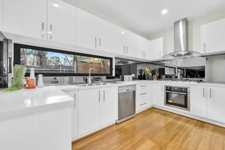 3/4 Olympic Avenue, Springvale South VIC 3172