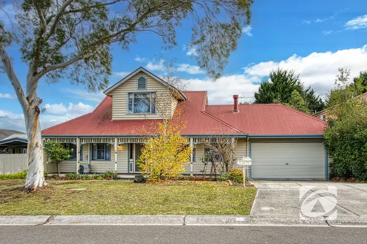 7 Mirrabook Court