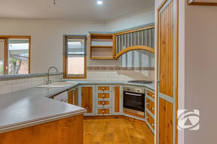 Sixth view of Homely house listing, 7 Mirrabook Court, Berwick VIC 3806