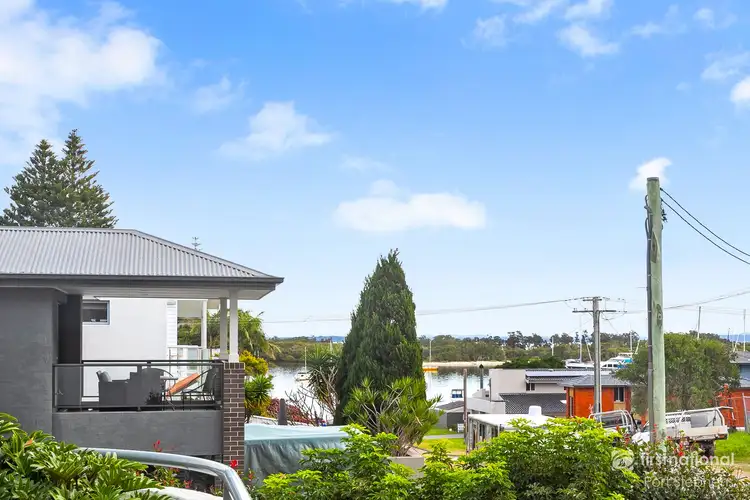 Sixth view of Homely apartment listing, 4/2-4 Soldiers Point Road, Soldiers Point NSW 2317