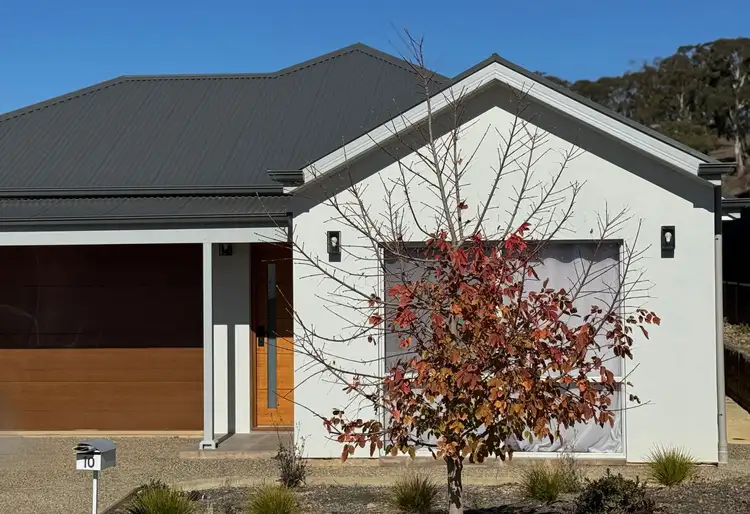10 Blue Gum Street, Mount Barker SA 5251