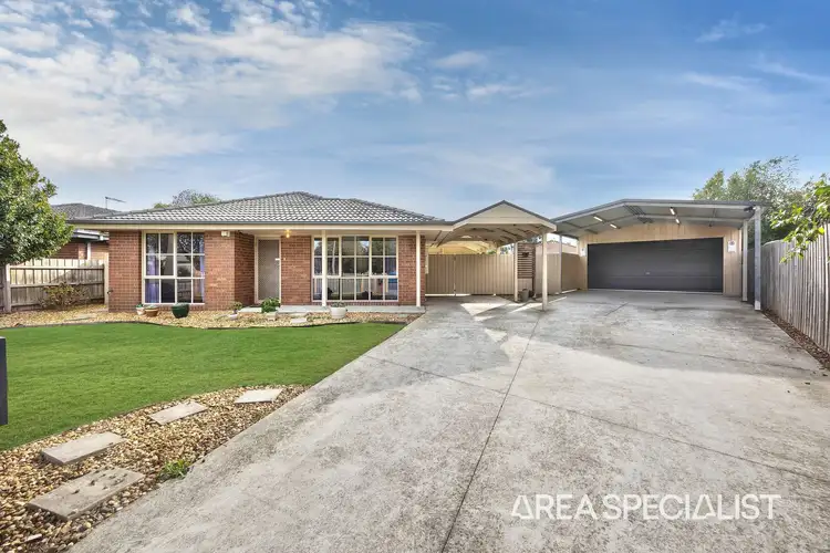 Second view of Homely house listing, 15 Cantle Close, Pakenham VIC 3810