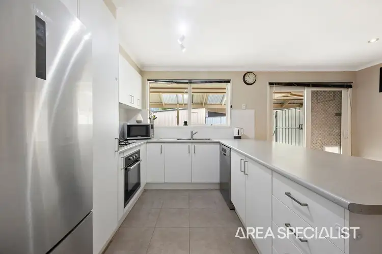 Fourth view of Homely house listing, 15 Cantle Close, Pakenham VIC 3810