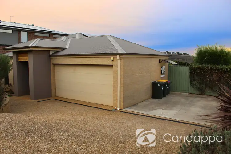 94 Jackson Drive, Drouin VIC 3818