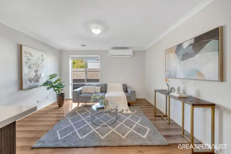 4 Abbott Street, Melton South VIC 3338