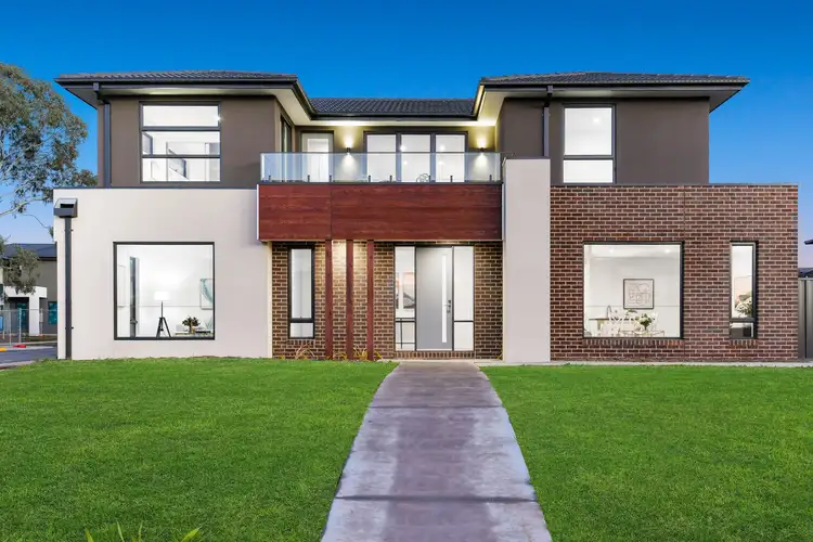 Second view of Homely house listing, 2 Lenah Crescent, Keysborough VIC 3173