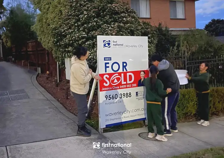 2/21 Hallows Street, Glen Waverley VIC 3150