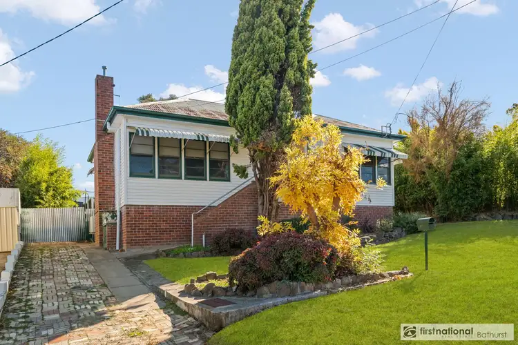 3 Henderson Street, West Bathurst NSW 2795