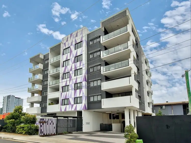3/33 Sword Street, Woolloongabba QLD 4102