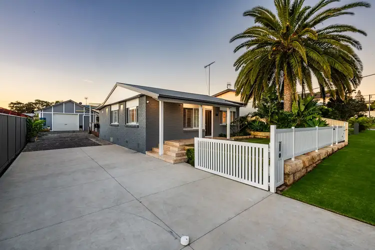 70 Surf Street, Long Jetty NSW 2261
