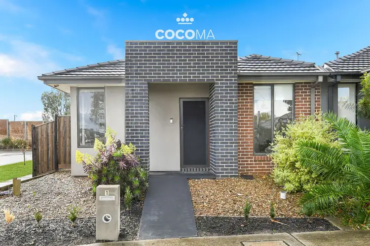 1 Trafalgar Walk, Keysborough VIC 3173