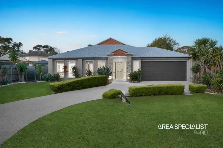 6 Harford Close, Lynbrook VIC 3975