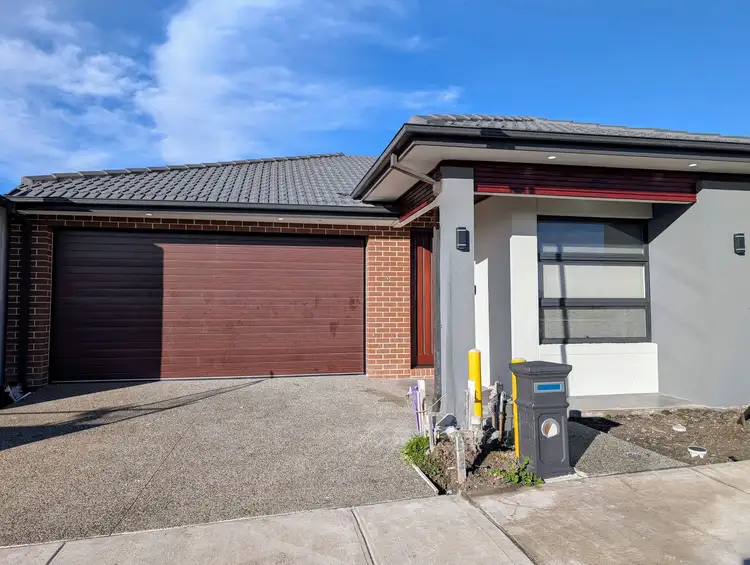 23 Bracegirdle Drive, Mickleham VIC 3064