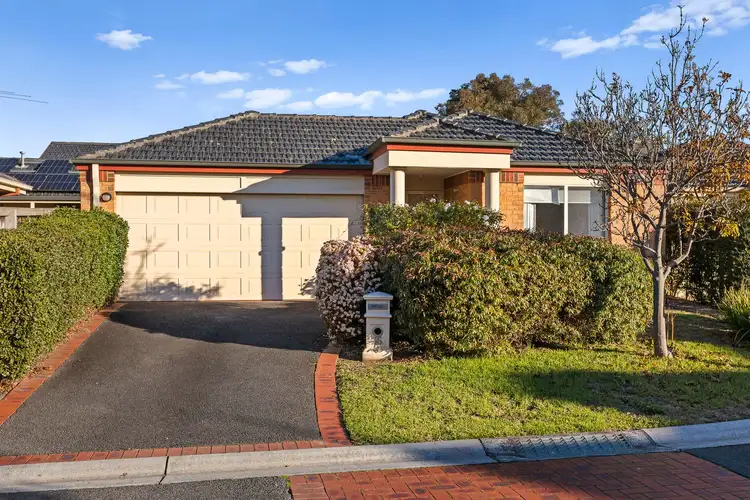 16 Kingsland Close, Dingley Village VIC 3172