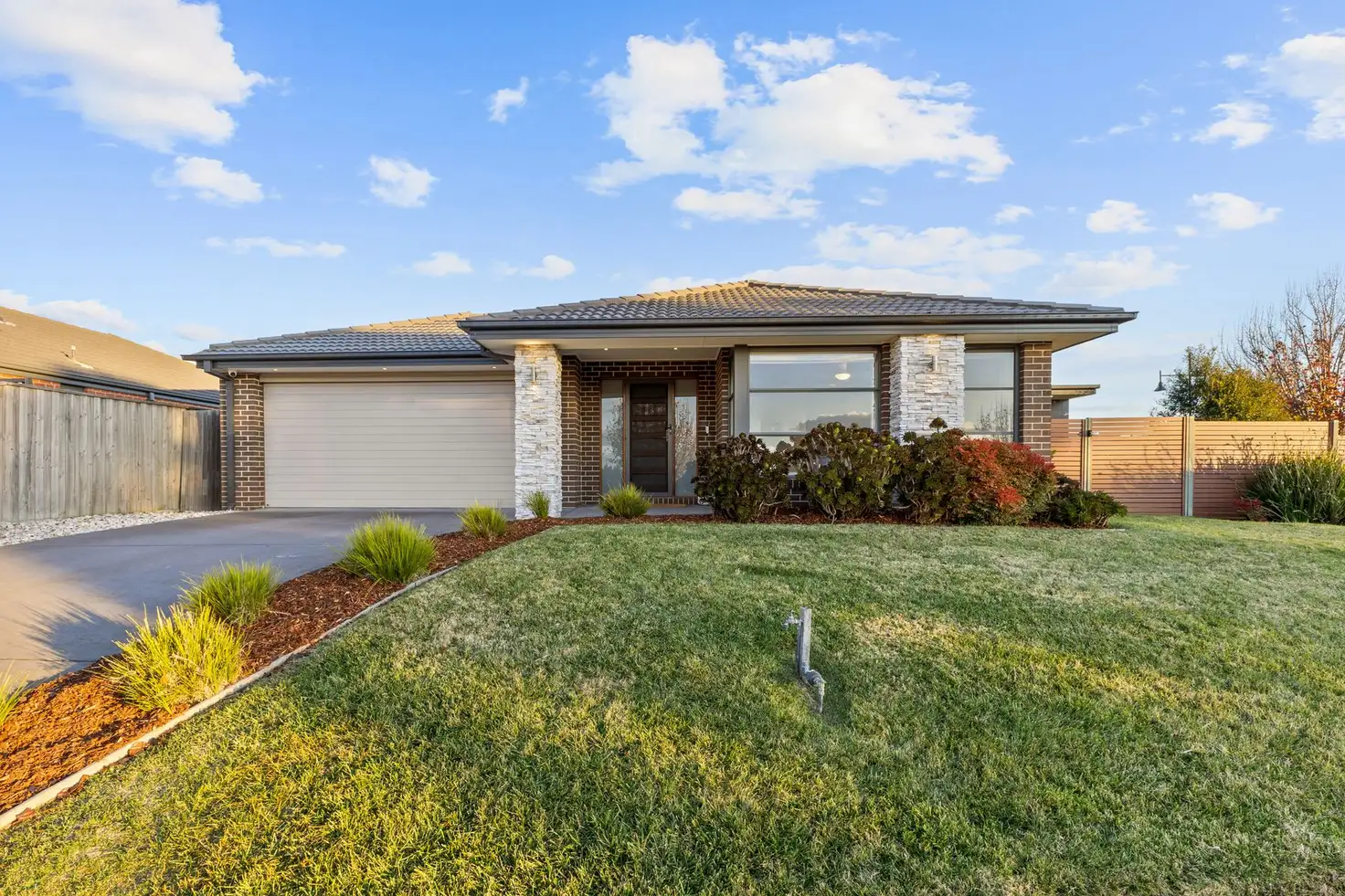 Main view of Homely house listing, 60 Hammersmith Circuit, Traralgon VIC 3844