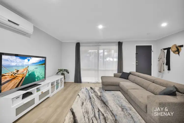 Second view of Homely house listing, 7 Preston Avenue, Endeavour Hills VIC 3802