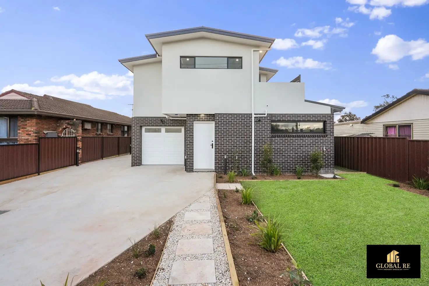 Main view of Homely townhouse listing, 1/27 Hill road, Lurnea NSW 2170