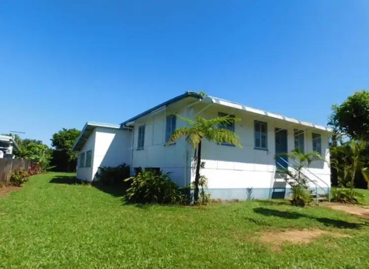 10 Palm Avenue, Coconuts QLD 4860