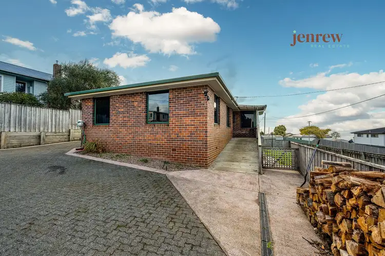 25 Woodward Avenue, Hillcrest TAS 7320