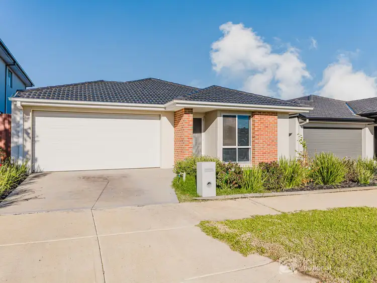 6 Winton Drive, Fraser Rise VIC 3336