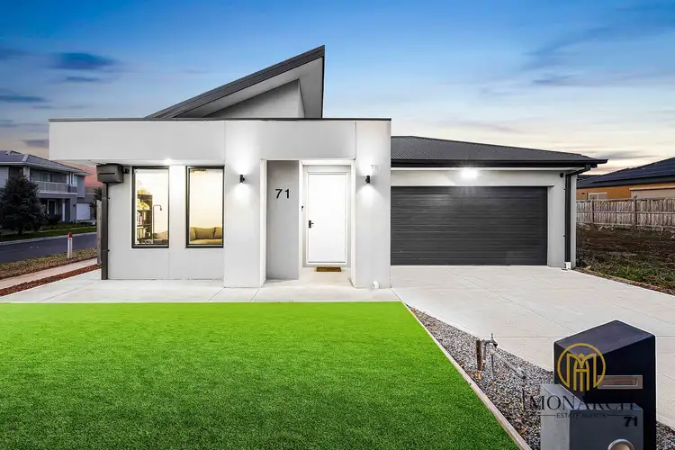 71 Bingham Circuit, Thornhill Park VIC 3335