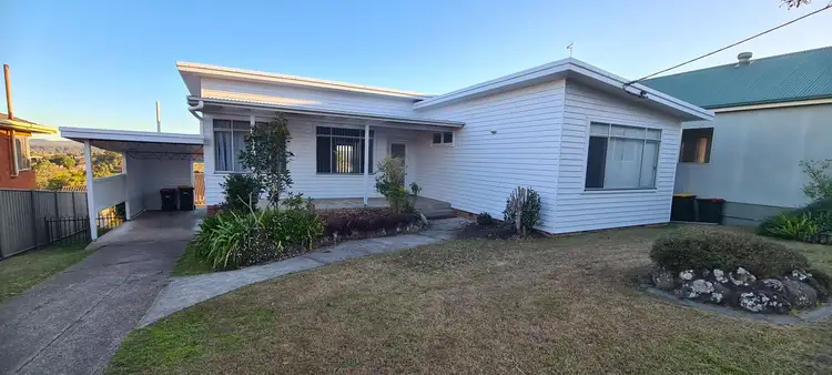 4 Ritchie Crescent, Taree NSW 2430