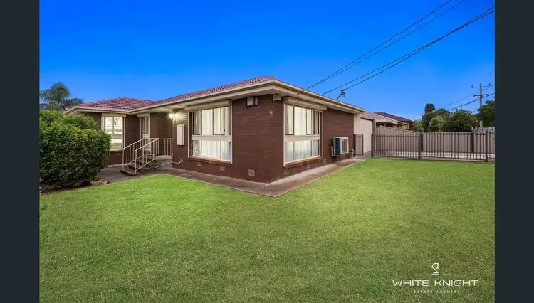 23 Charlbury Grove, St Albans VIC 3021